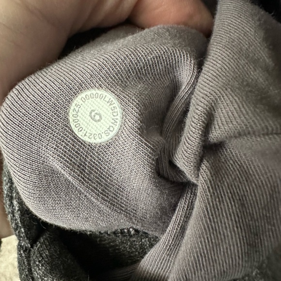 Lululemon Scuba High-Rise French Terry Jogger - Picture 8 of 8